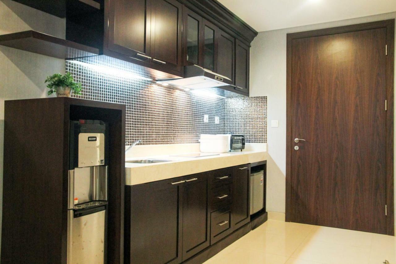 Elegant 1Br Kemang Village Apartment By Travelio Jakarta Exterior foto