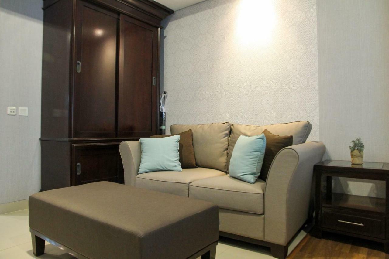 Elegant 1Br Kemang Village Apartment By Travelio Jakarta Exterior foto